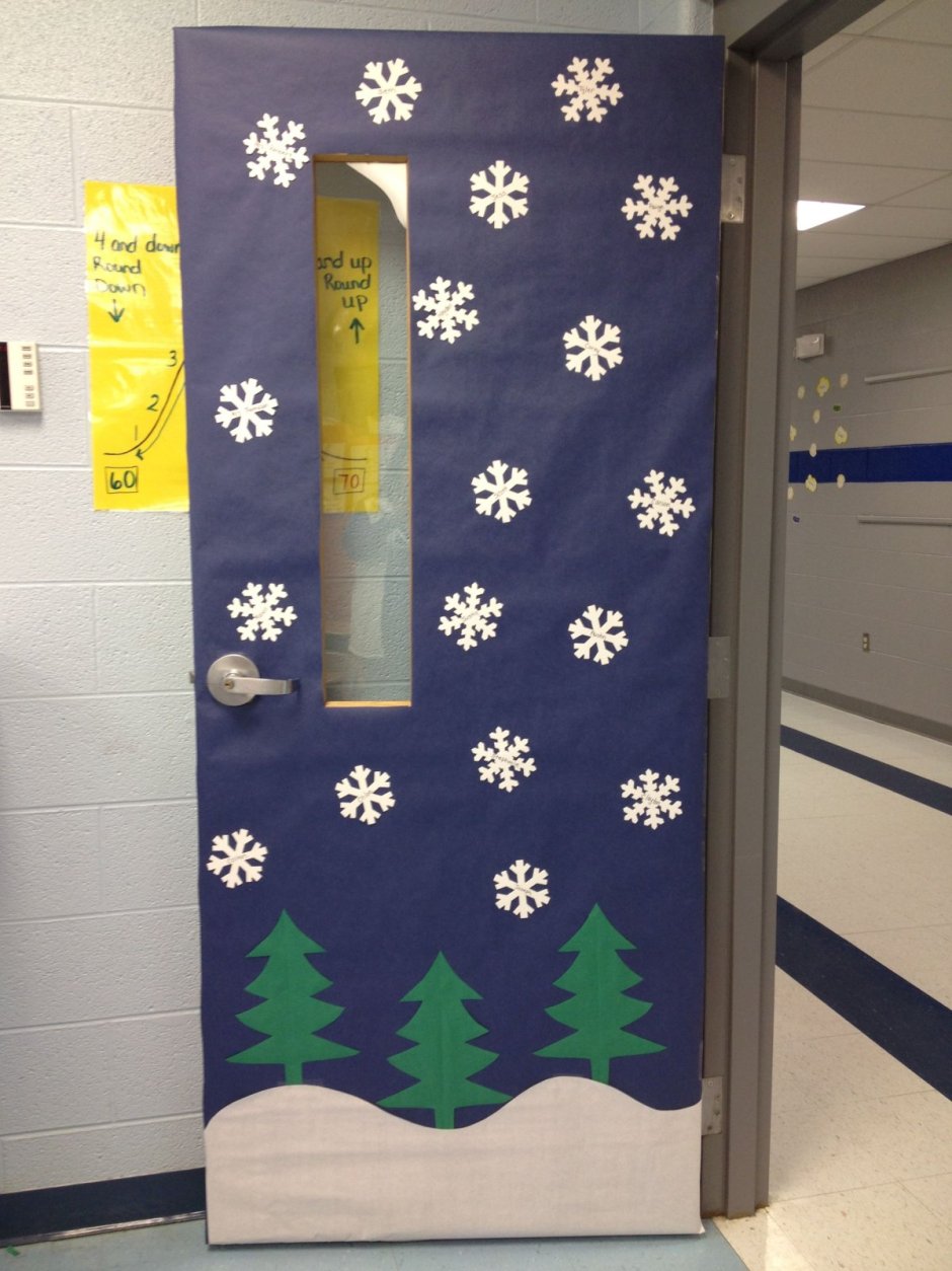 Украшение дверей в детском саду зима