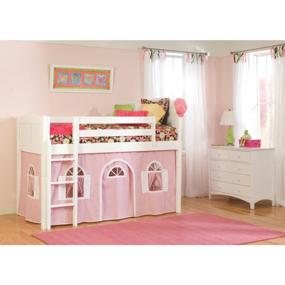 Двухэтажная кровать розовая занавесками