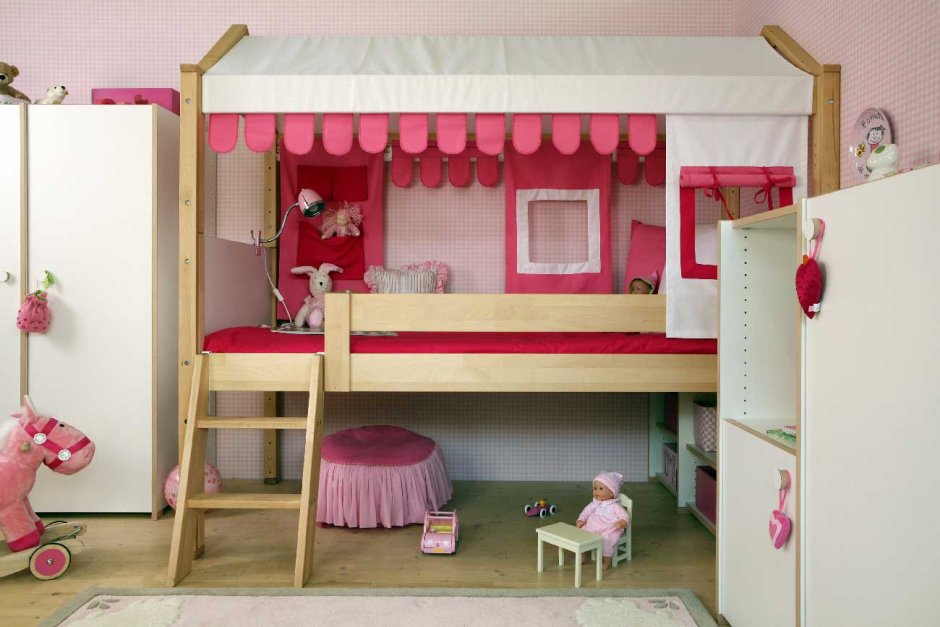 Кровать чердак домик для девочки