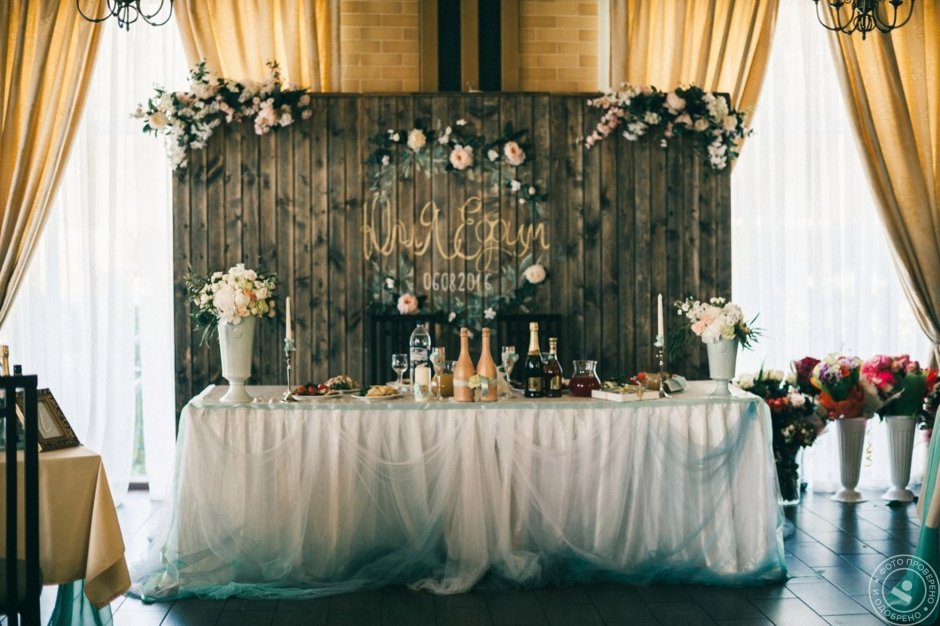 Президиум молодоженов в стиле лофт