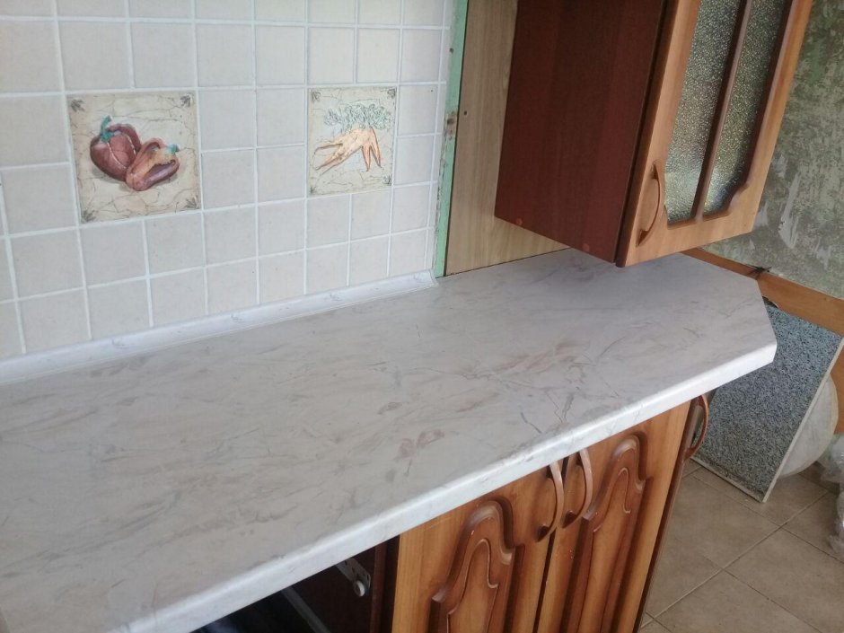 Испорченная кухонная столешница