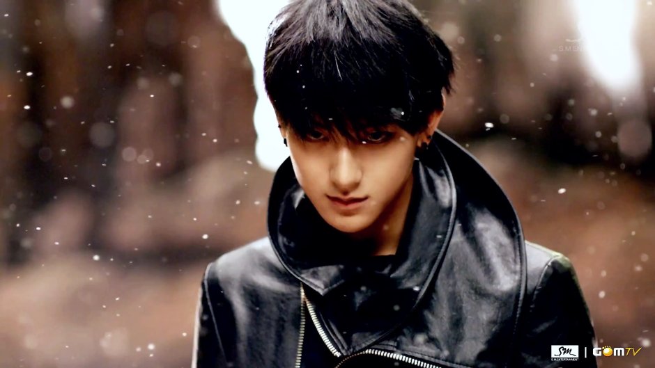 EXO Тао плачет