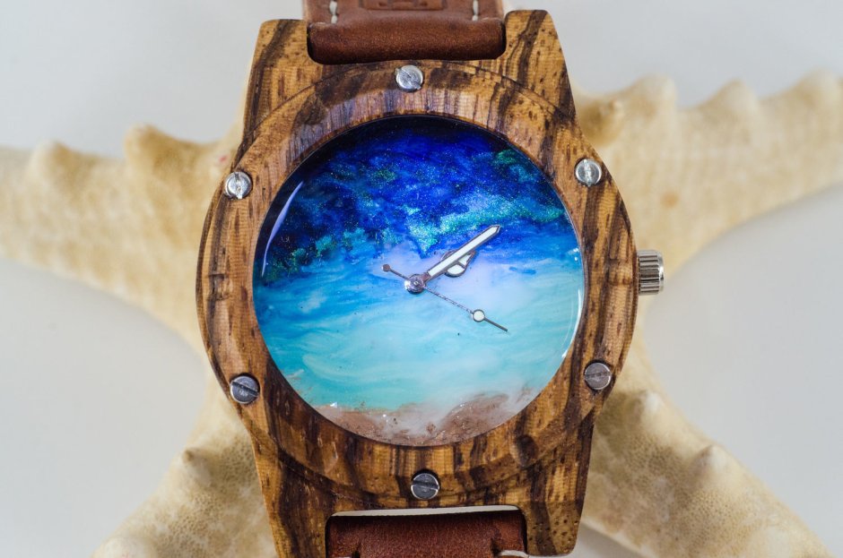 Часы в технике Resin Art