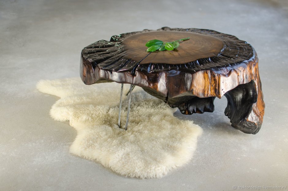 Журнальный столик из спила дерева