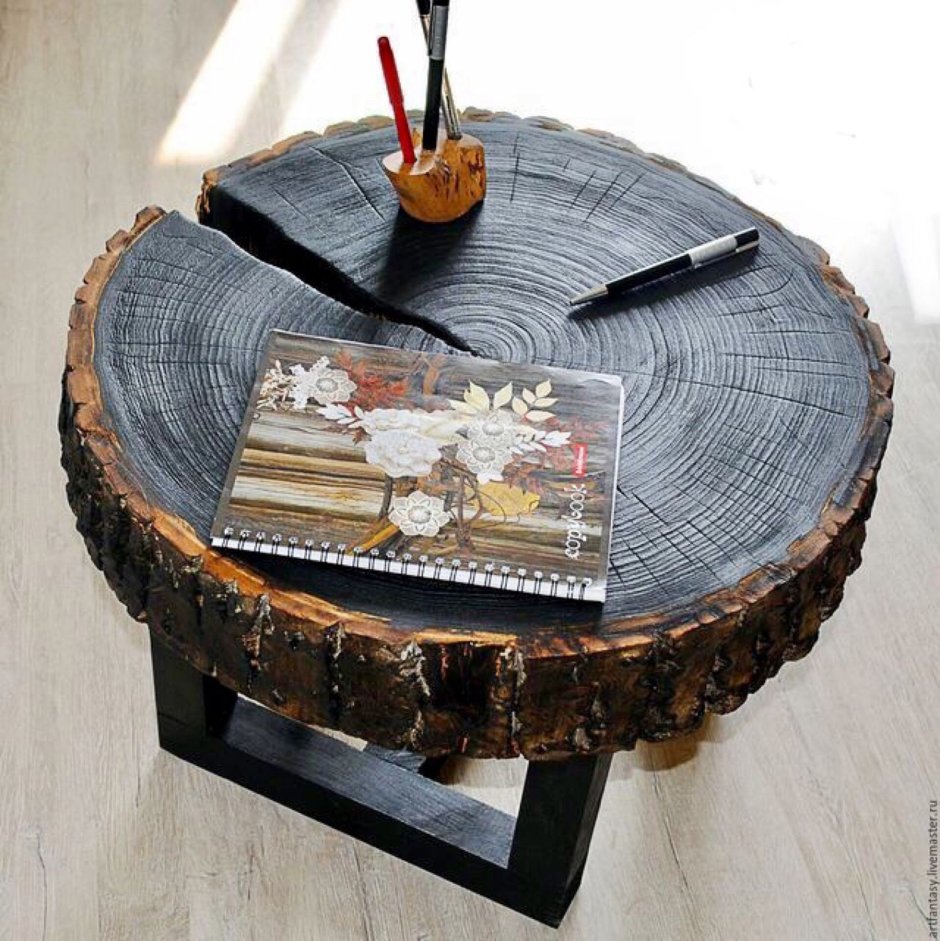 Журнальный столик из спила лофт