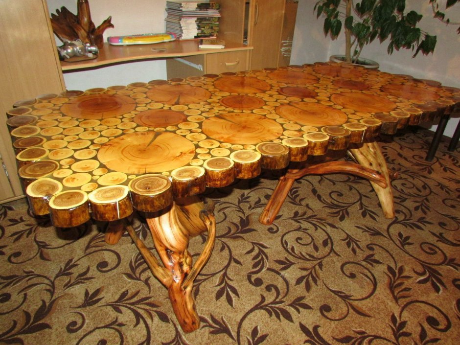 Мебель из срезов дерева
