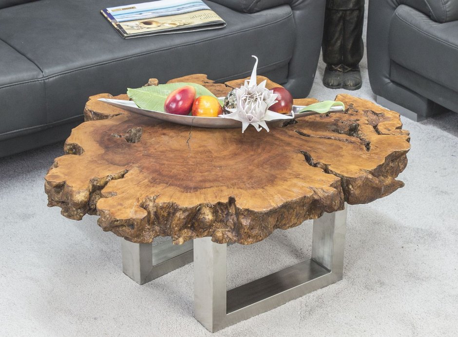 Столик журнальный из куска дерева