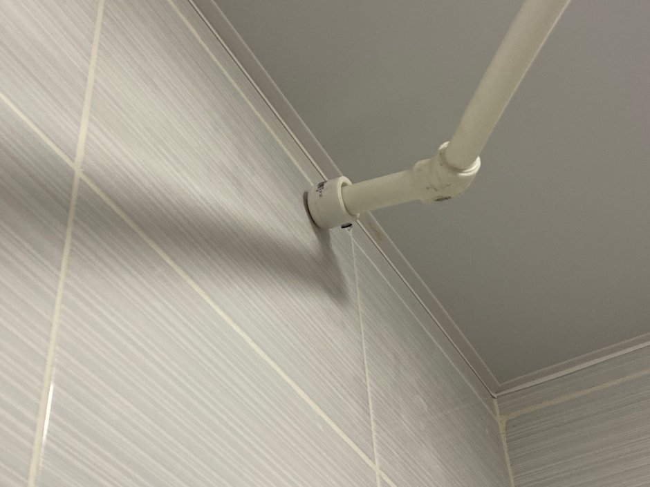 Держатель-"штанга" для шторы в ванную New 60" Curved Shower