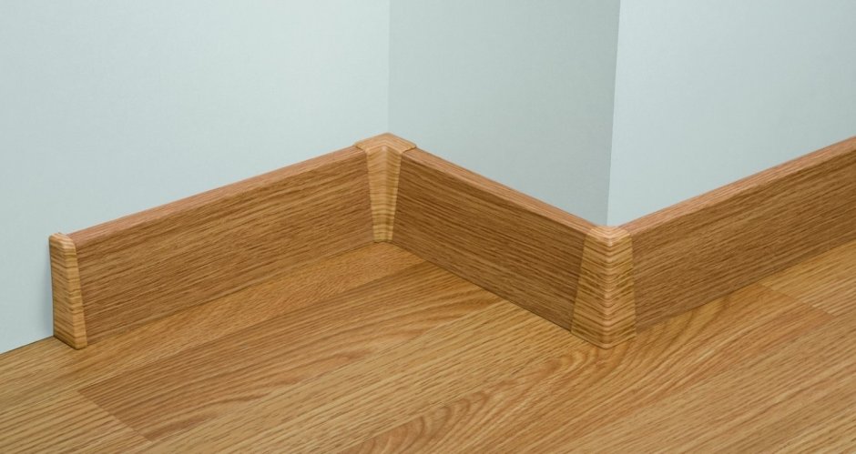 Crown Molding and Baseboard