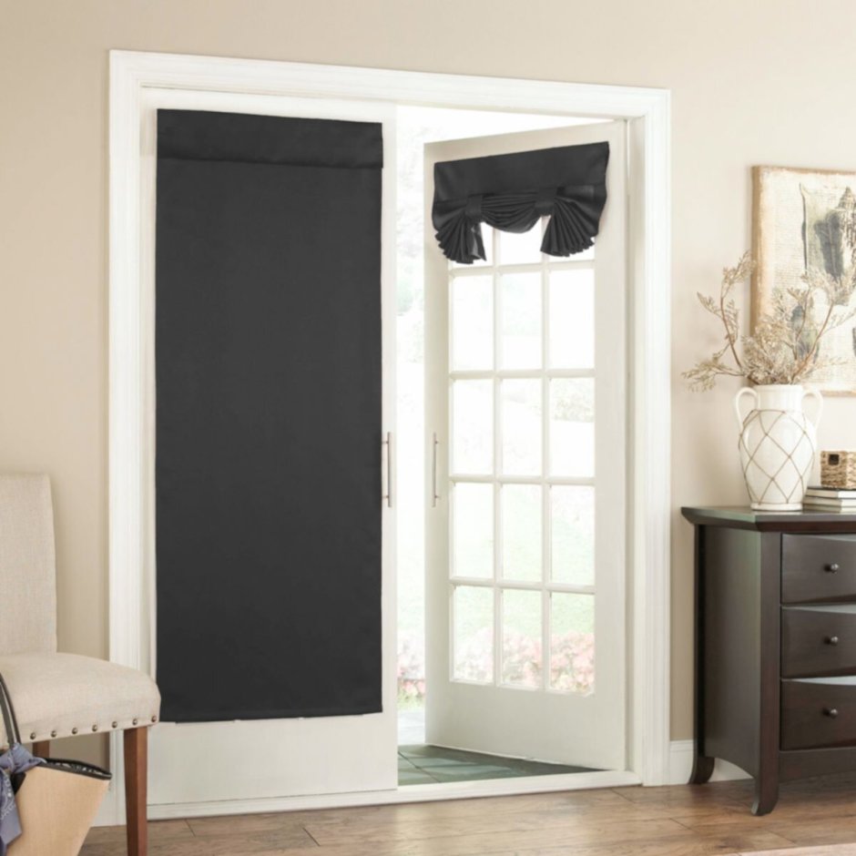 Шторы на дверь