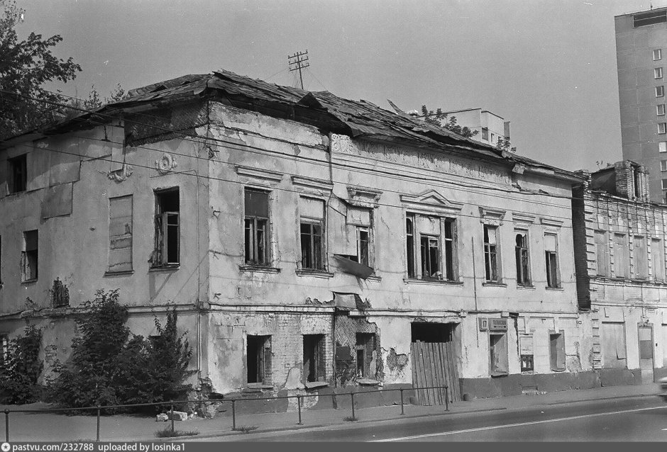 Стена в доме