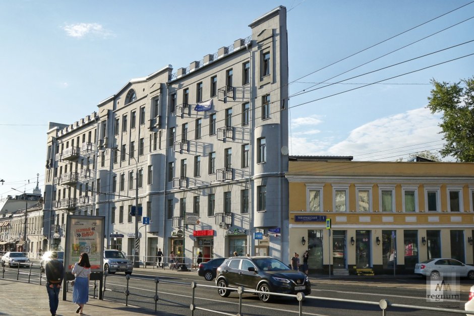 Плоский дом на Таганской