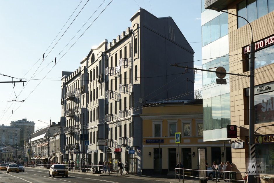 Плоский дом на Таганской
