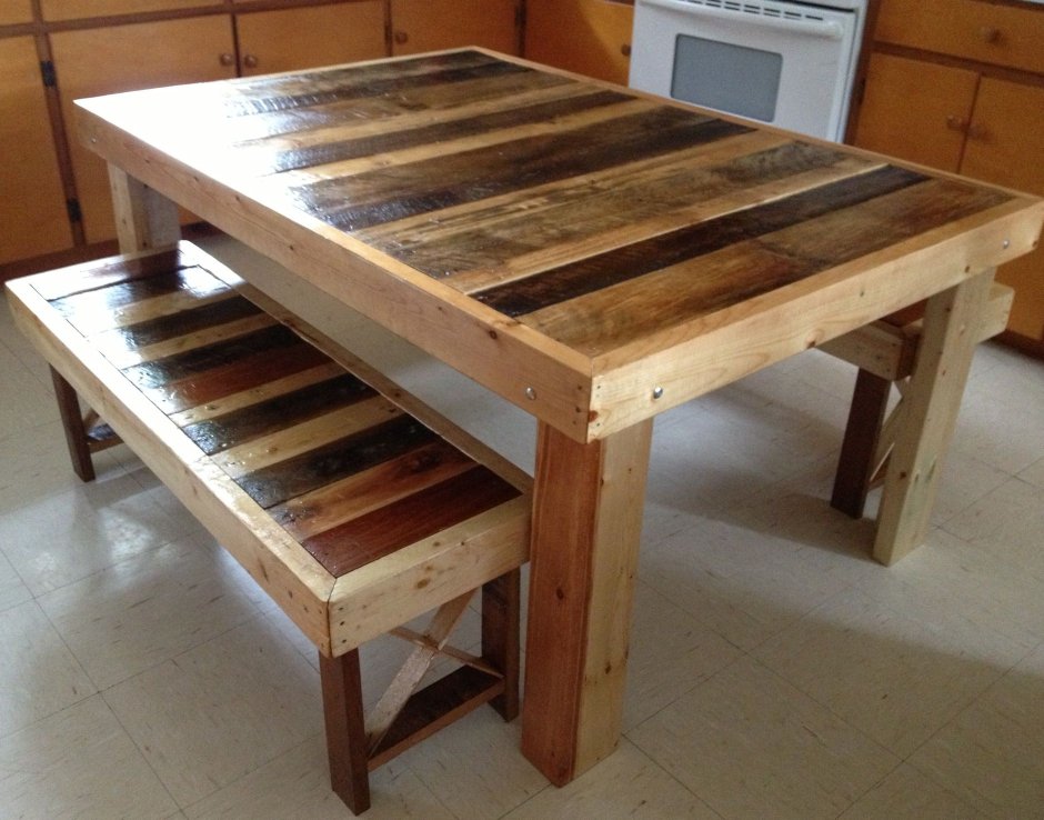 Кухонный стол из поддонов