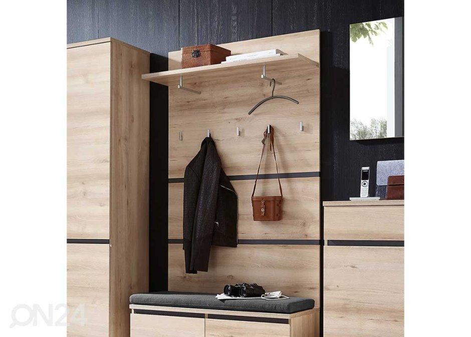 Вешалка в прихожую