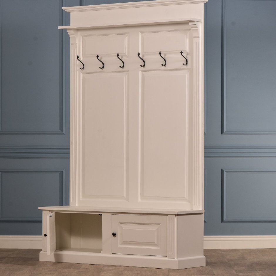 Узкая вешалка в прихожую