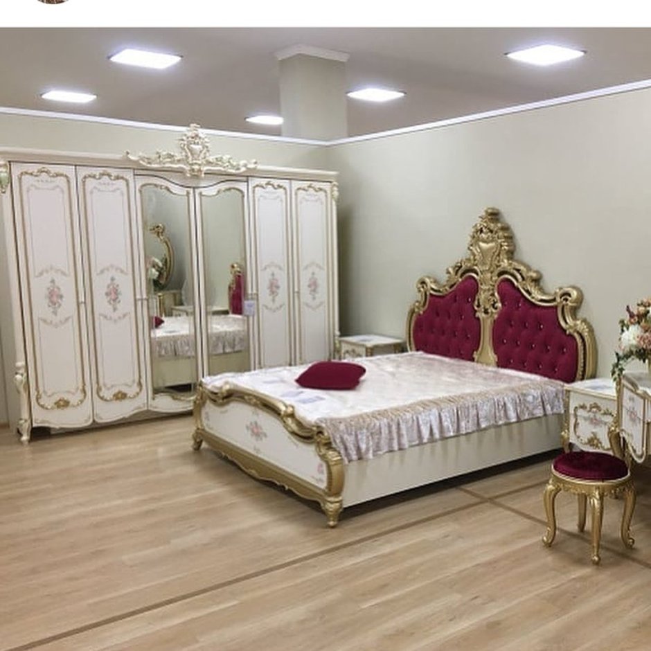 Спальный гарнитур в Киргу