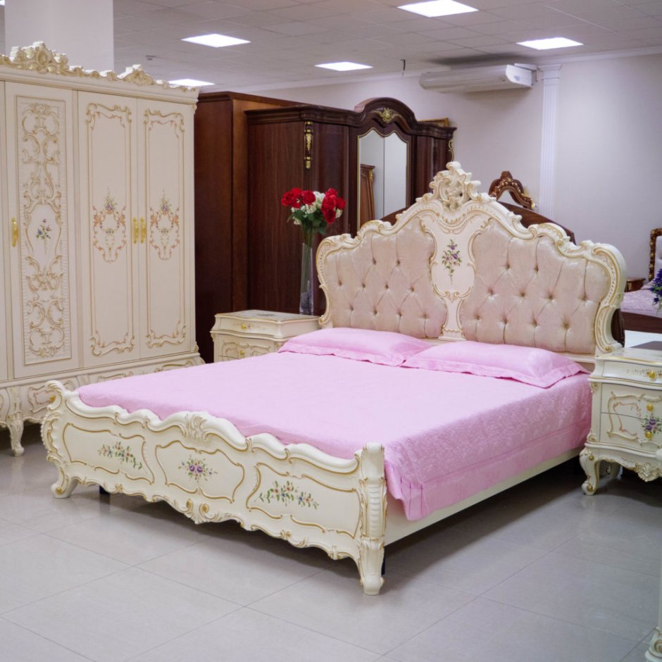Спальня Аделина Киргу