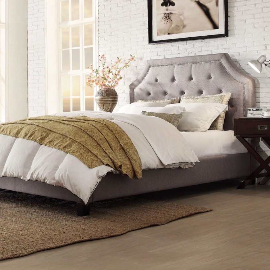 Кровать Tufted Headboard