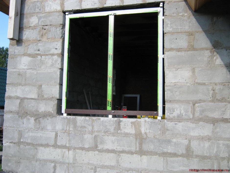 Пластиковые окна в доме из газобетона