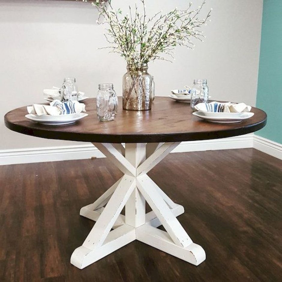 Стол Lakri Round Table