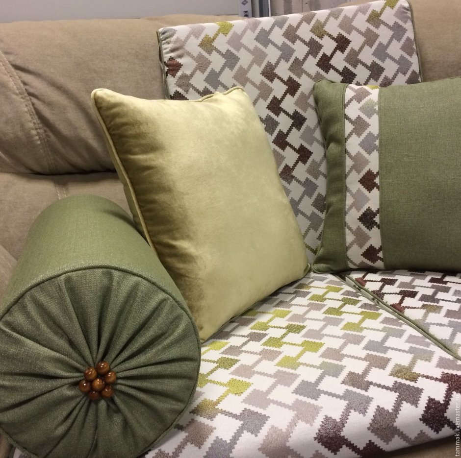 Подушки West Elm