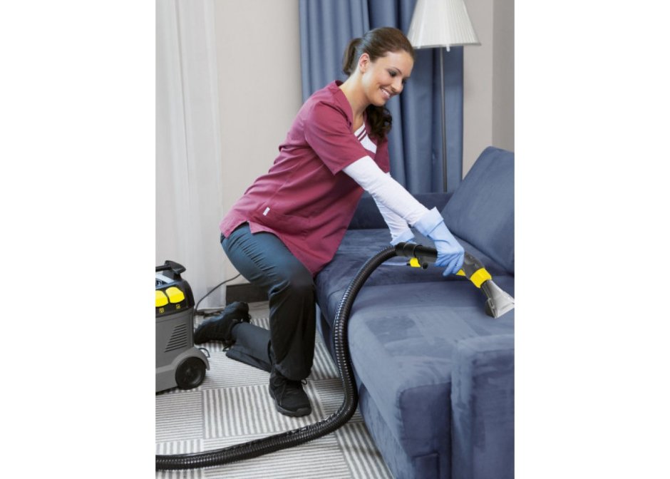 Моющий пылесос Karcher Puzzi