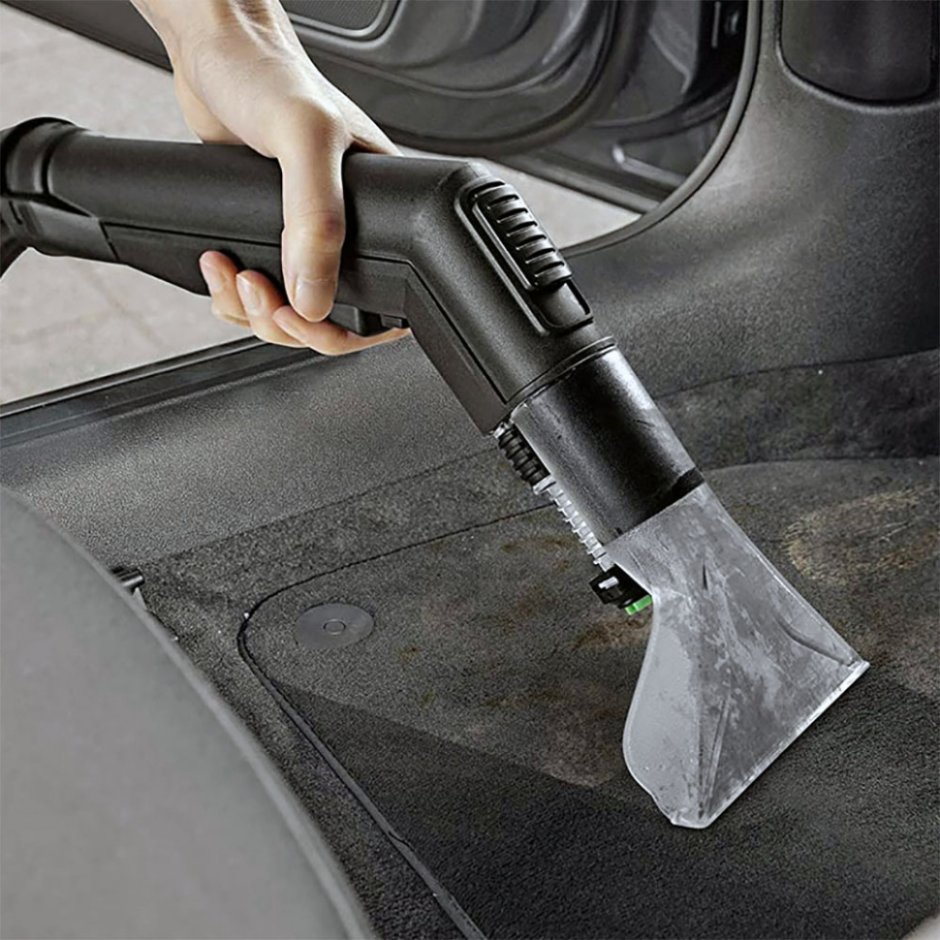 Автомобильный пылесос Karcher