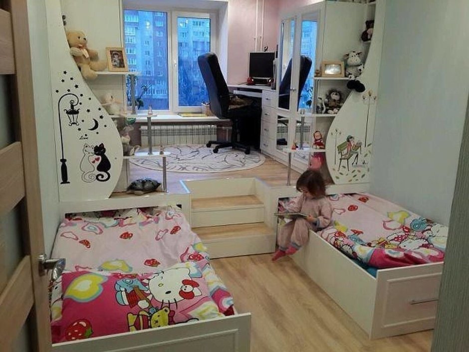 Кровать-подиум для двоих детей