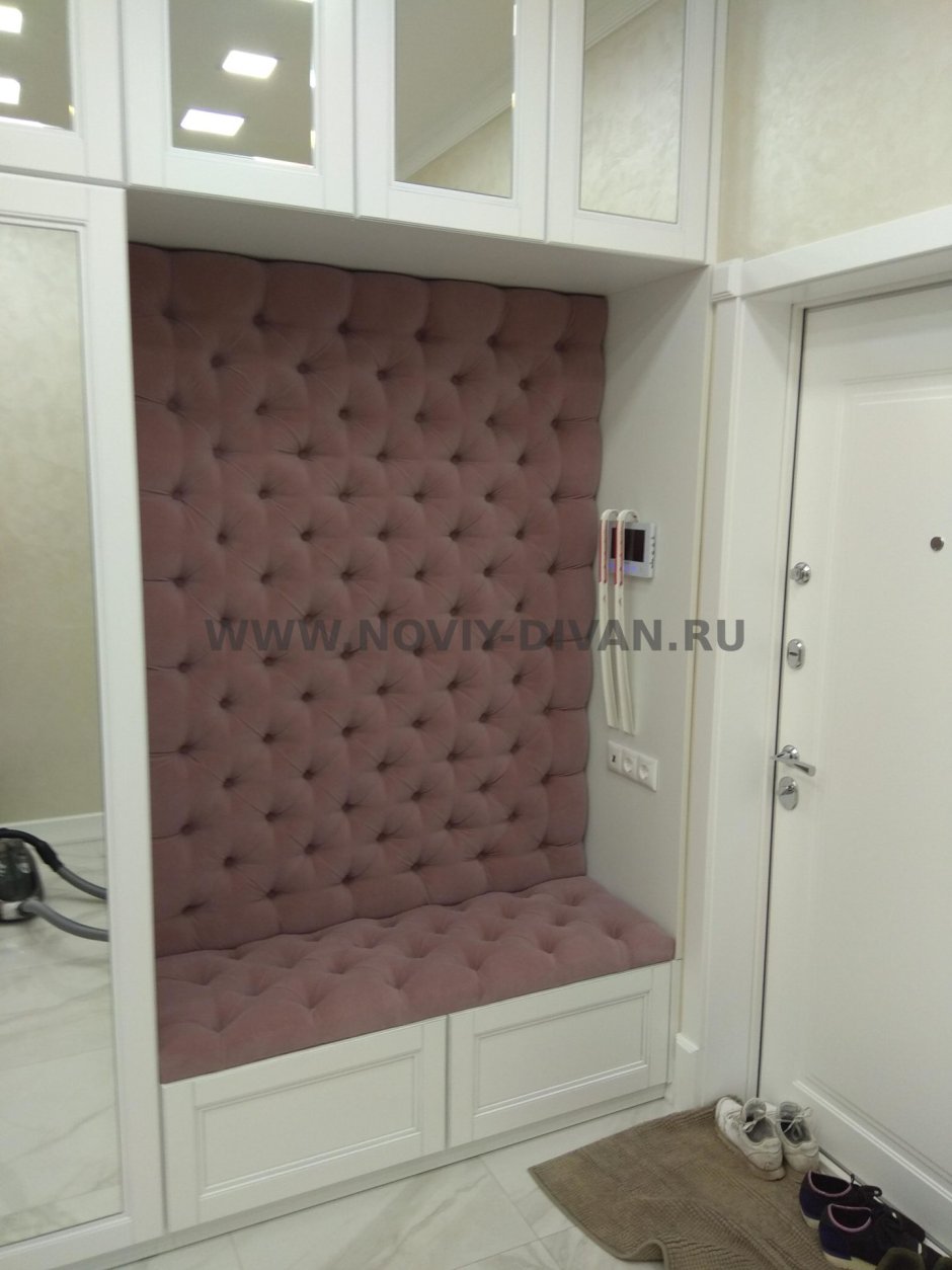 Мягкая стеновая панель в прихожую