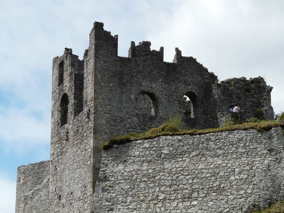Stone Castle (каменный замок)
