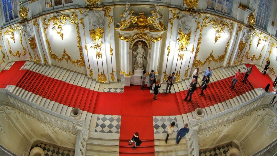 Растрелли зимний дворец Иорданская лестница
