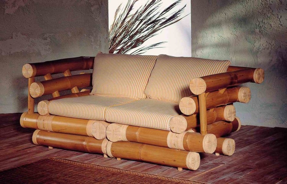Бамбуковое кресло и диван