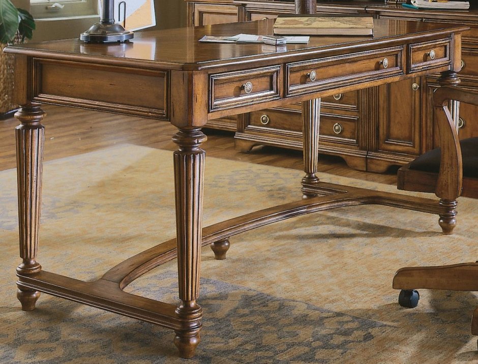 Thomasville Furniture стол письменный Desk