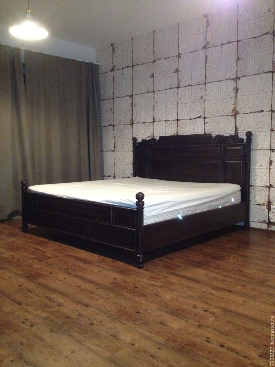 Спальня в стиле Прованс с железной кроватью