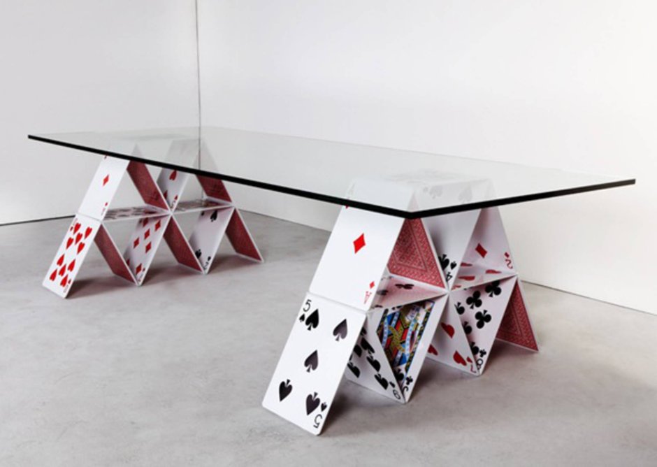 Дизайнерские столы в виде стола