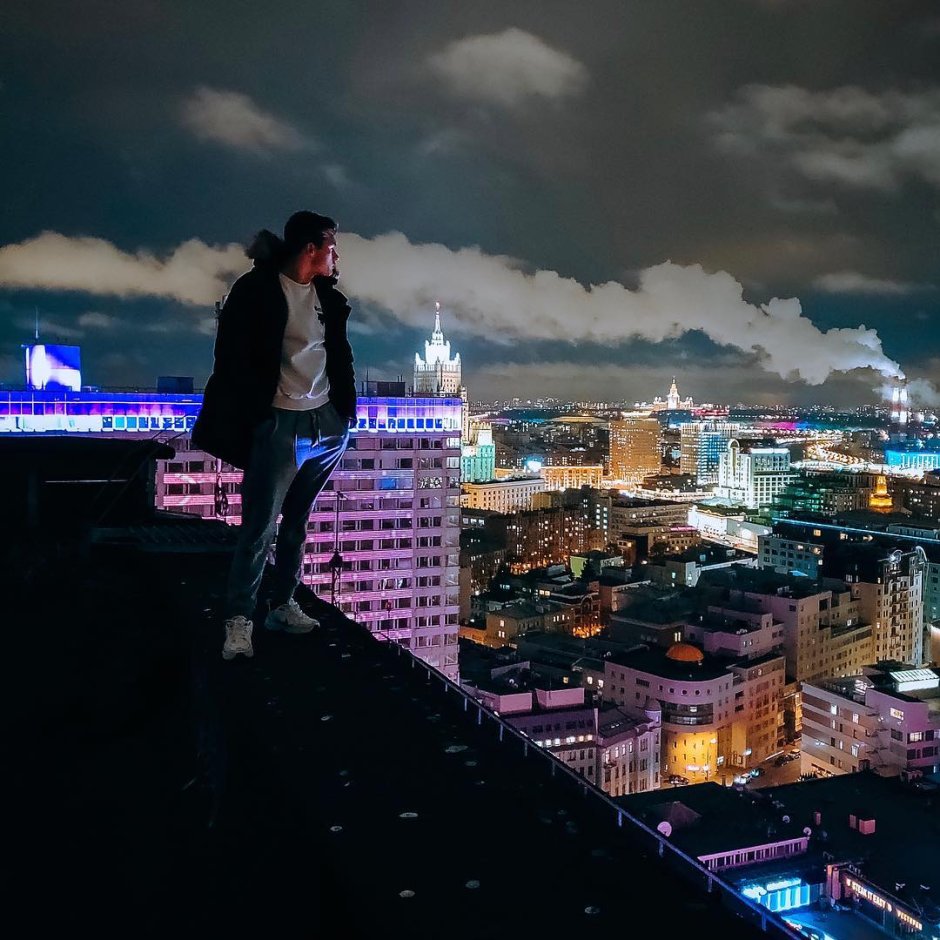 Город с крыши ночью