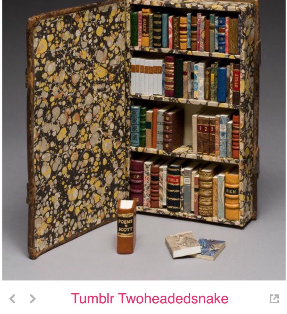 Миниатюрные книжки