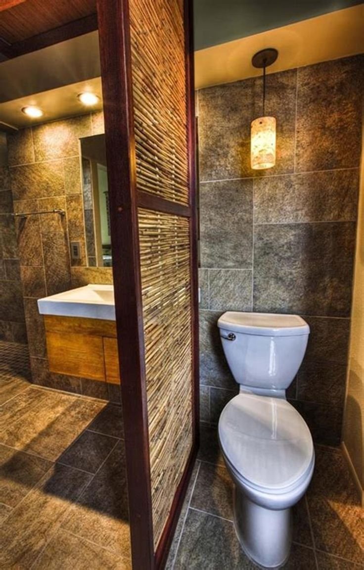 стенка между ванной и туалетом