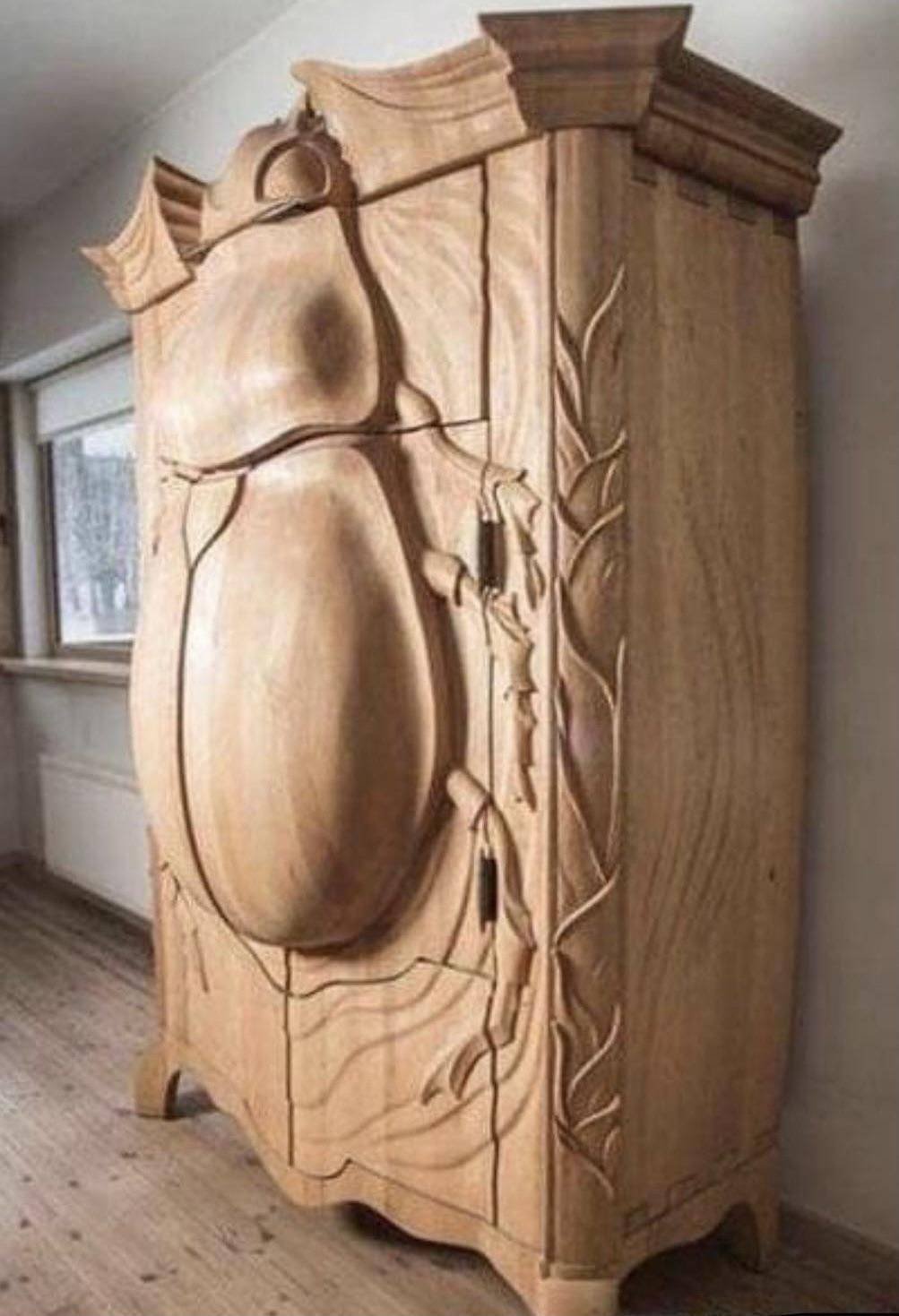 Нестандартная мебель из дерева
