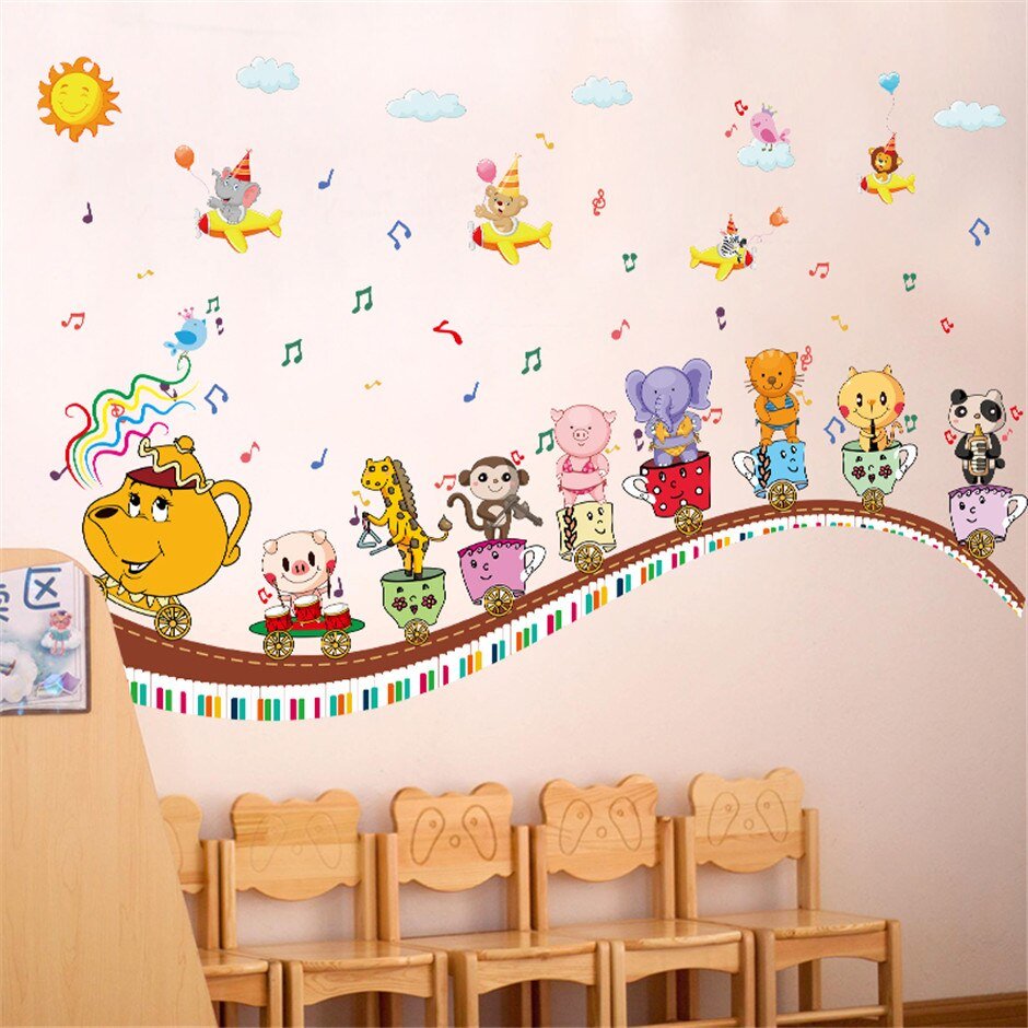 Декор стен в детском саду