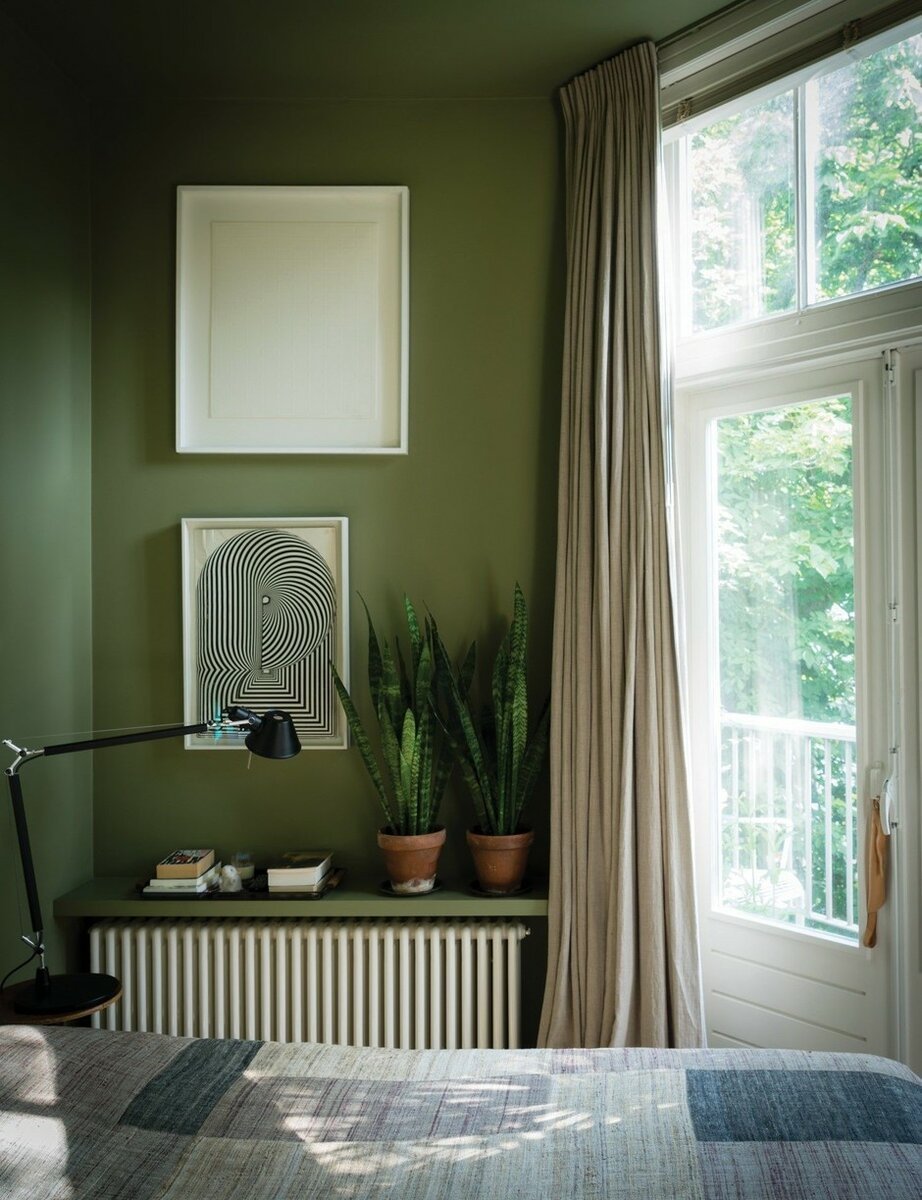Farrow and Ball спальня