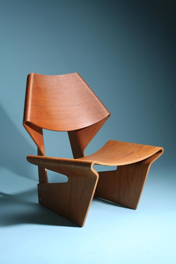 Гнутая дизайнерская мебель