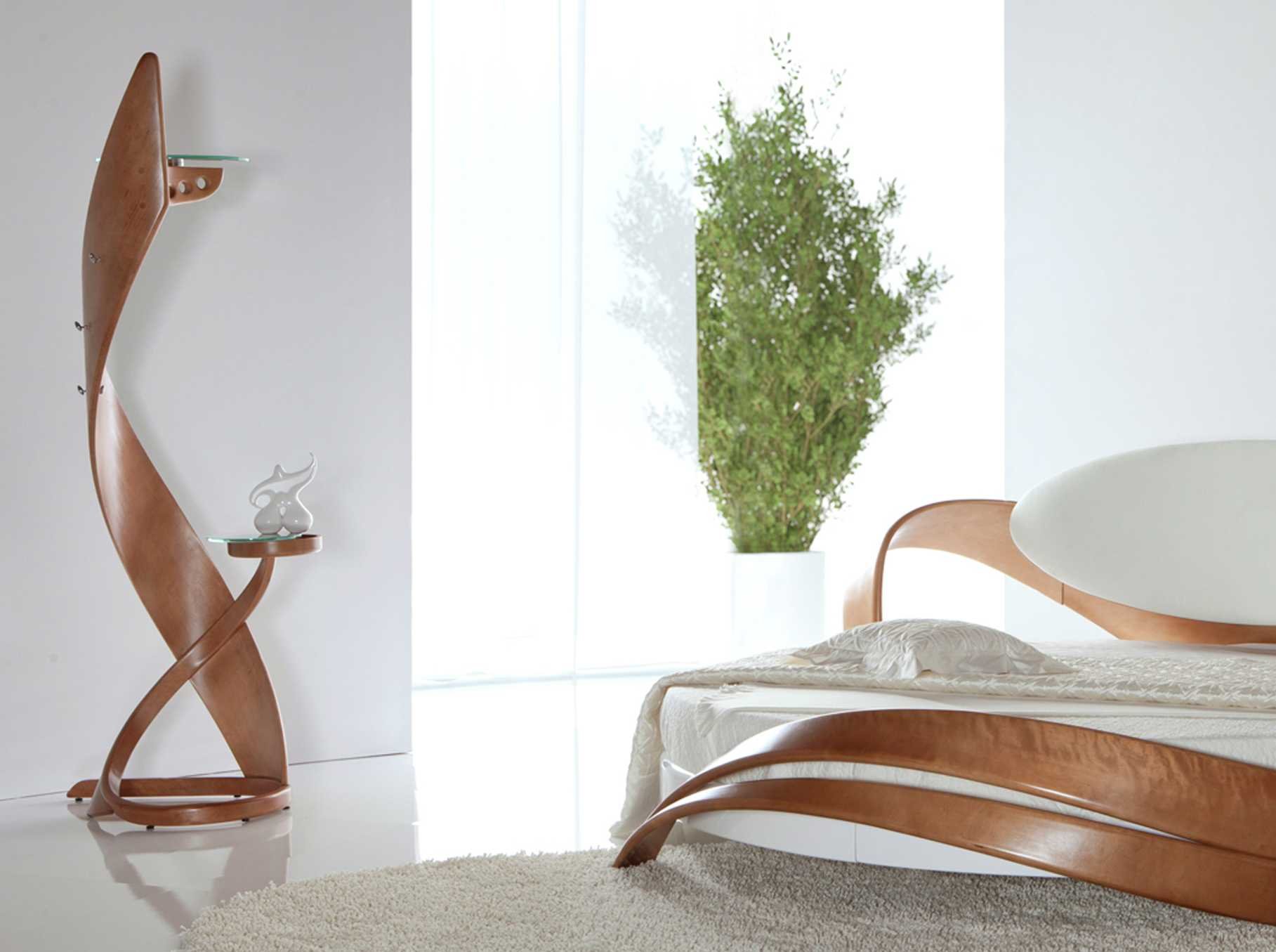 Кресло гнутое. Гнутая мебель. Дизайнерская мебель. Гнутая мебель из дерева. Дизайнерские предметы интерьера.