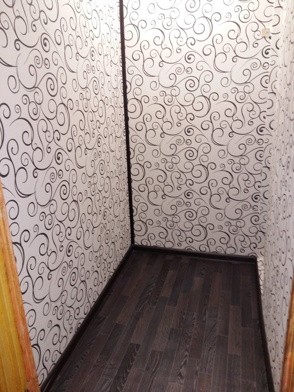 Варианты оклейки стен в коридоре