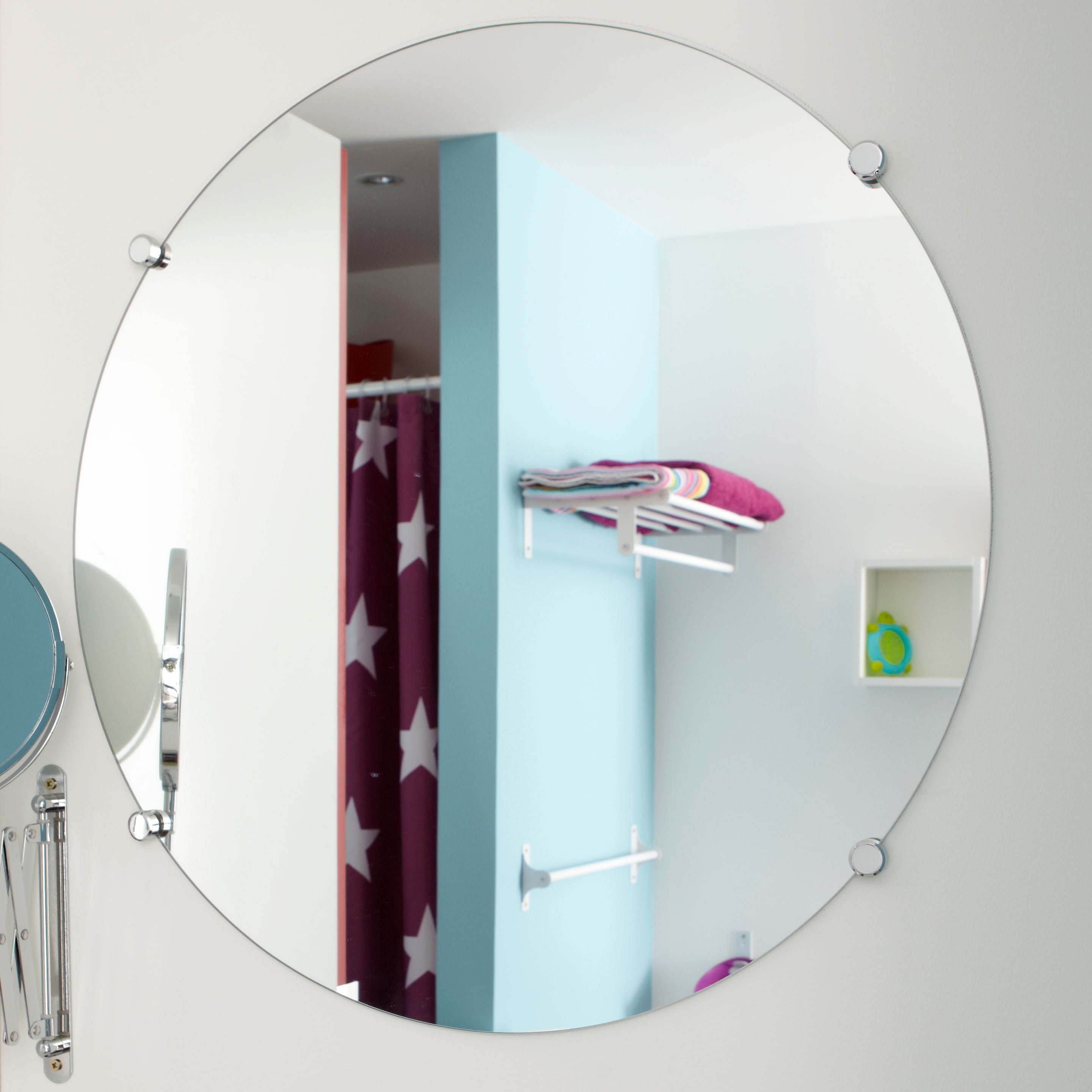 Леруа мерлен зеркало с подсветкой в ванную. Круглое зеркало со шкафчиком. Зеркальный шкаф круглый. Круглое зеркало шкаф в ванную. Круглое зеркало и шкаф в ванную комплект.