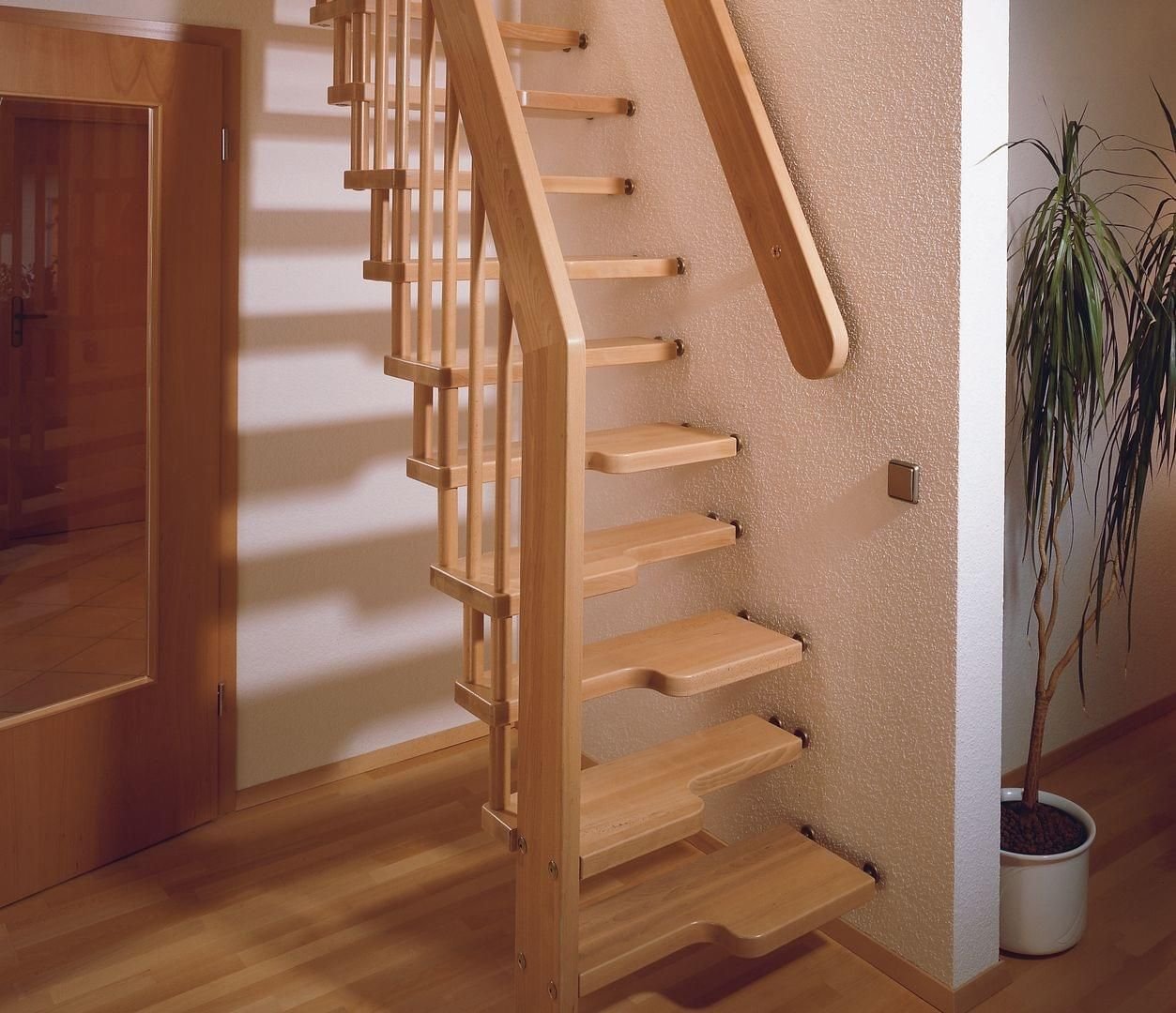 Варианты лестниц на второй. Лестница Dolle Athena. Лестница деревянная стандарт лм 02. Модульная лестница Dolle Athena. Лестница в доме.