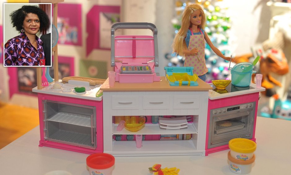 Кухня для кукол Барби