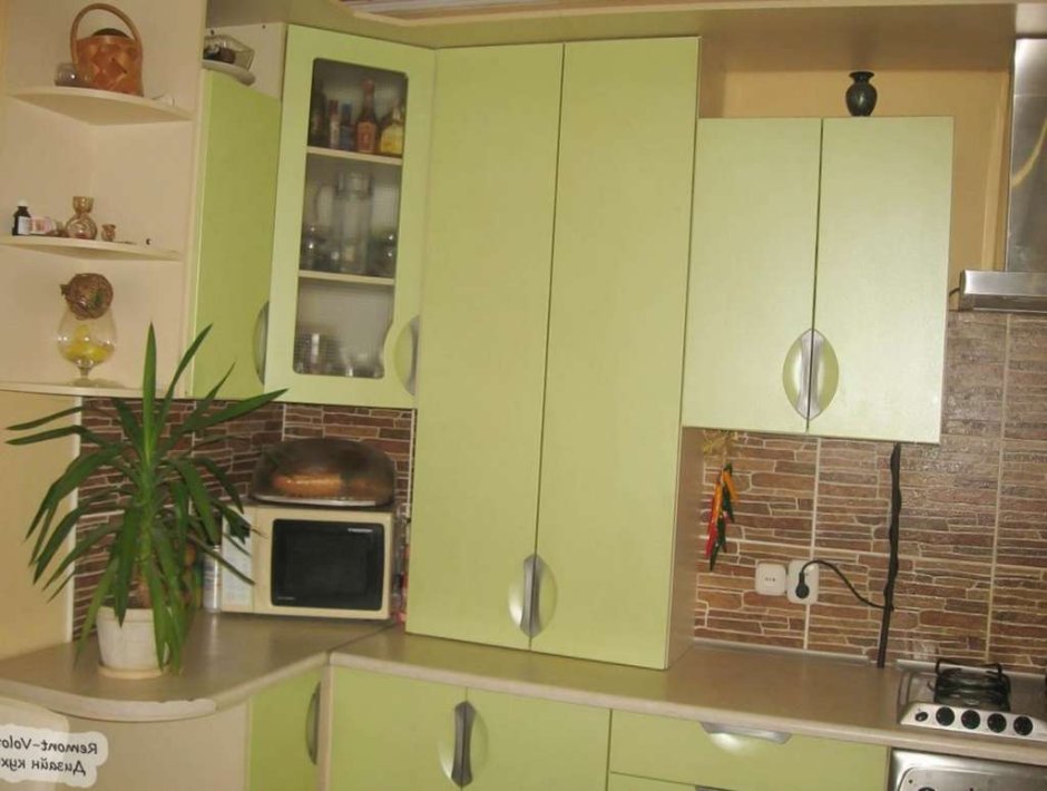 Кухонные гарнитуры с газовым котлом