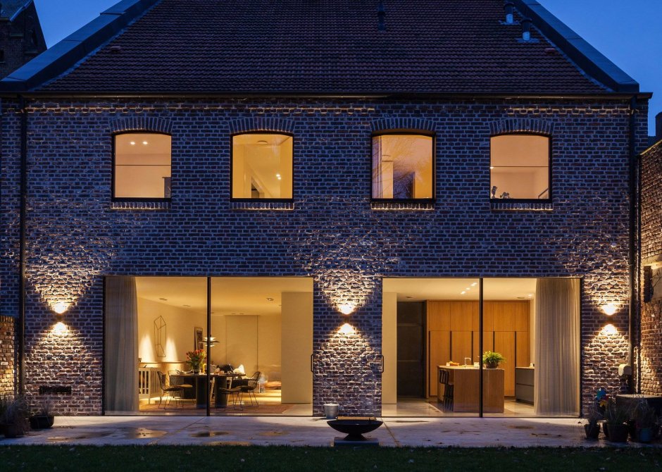 Подсветка фасада